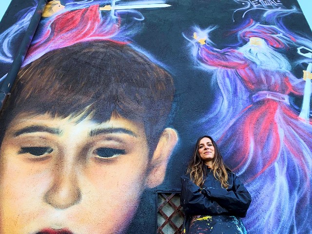 La Street Art è donna a Sant'Angelo il Paese delle Fiabe, il nuovo murales di SteReal