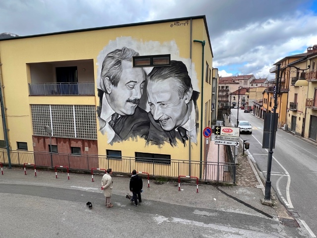 "Siamo Vivi": il nuovo murale di Antonino Perrotta è una dedica a Falcone e Borsellino